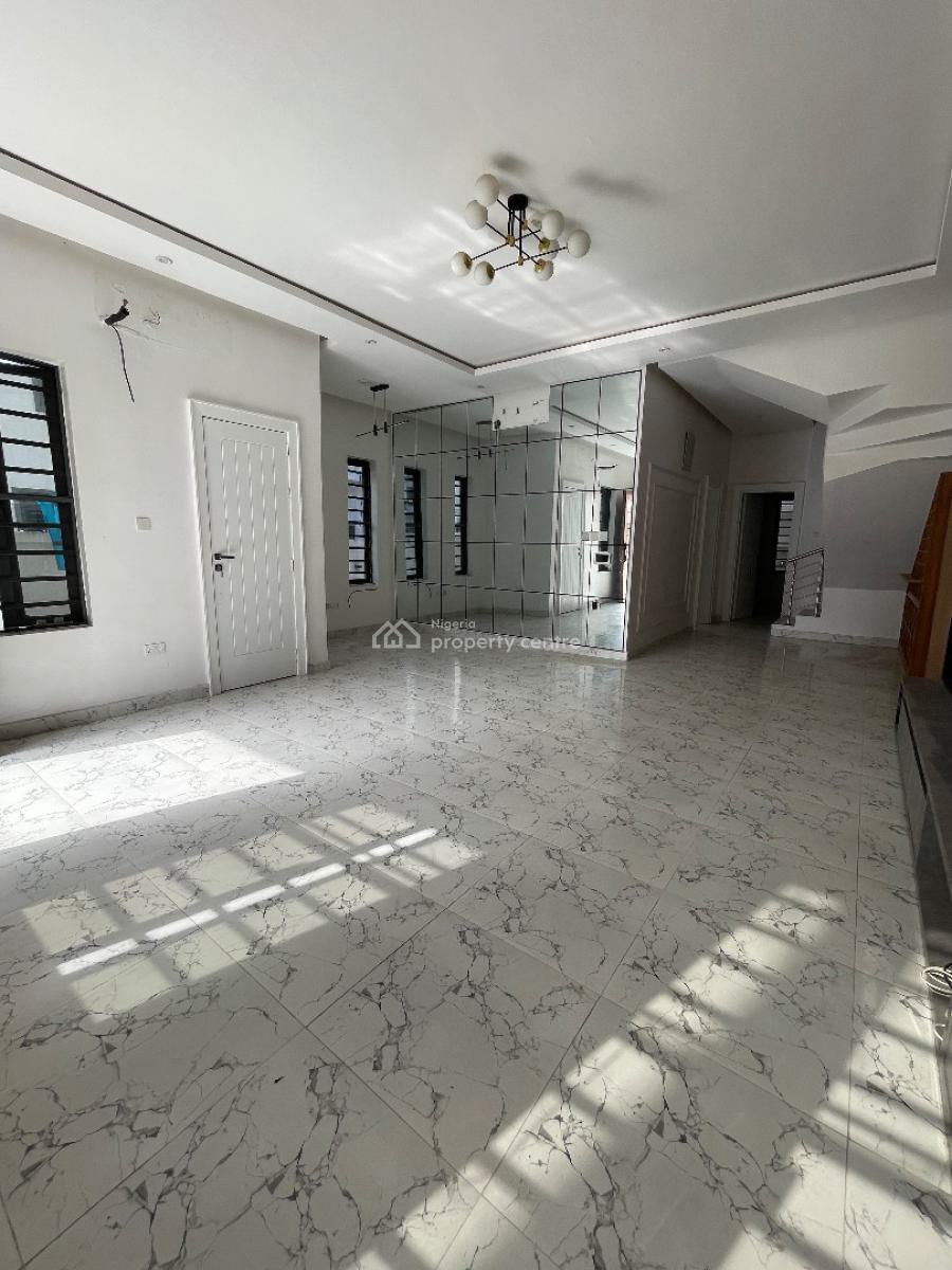 4bedroom Semi Detached Duplex, 2nd Toll Gate, Lekki Phase 2, Lekki, Lagos, Semi-detached Duplex for Sale