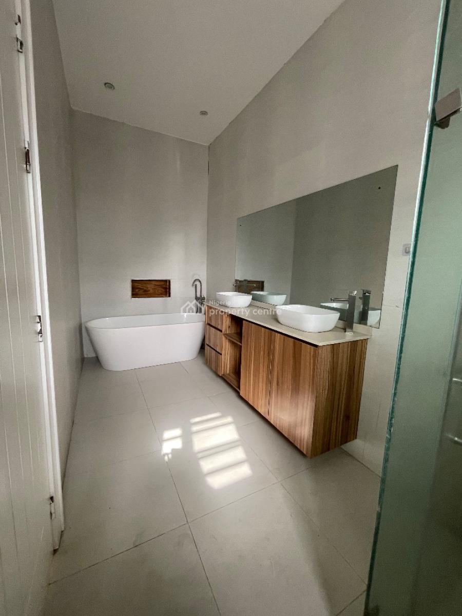 4bedroom Semi Detached Duplex, 2nd Toll Gate, Lekki Phase 2, Lekki, Lagos, Semi-detached Duplex for Sale