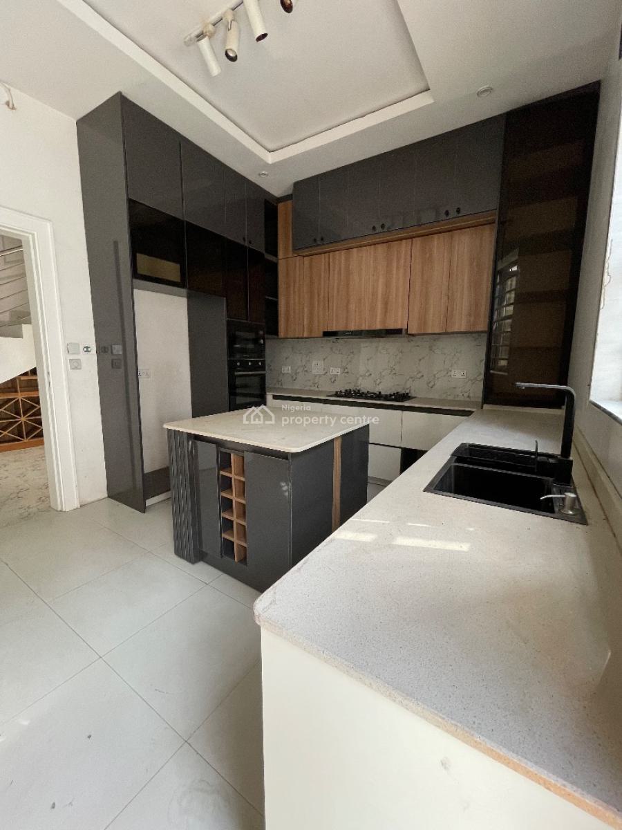 4bedroom Semi Detached Duplex, 2nd Toll Gate, Lekki Phase 2, Lekki, Lagos, Semi-detached Duplex for Sale