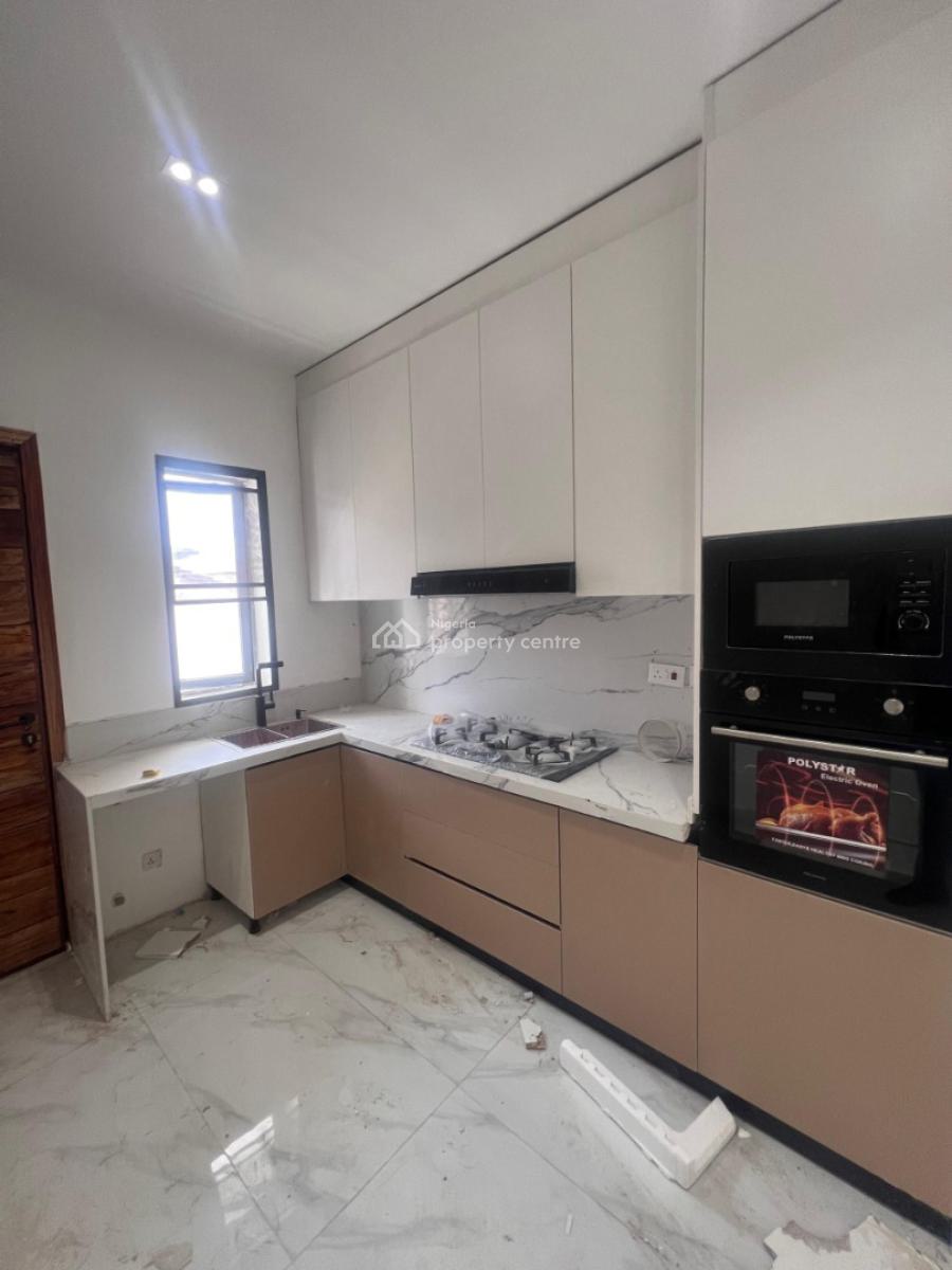 1 Bedroom Apartment Available, Lekki Phase 1, Lekki, Lagos, Flat / Apartment for Sale