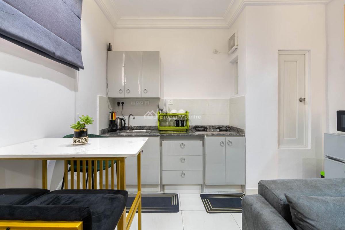 2 Bedroom Apartment, Osapa, Lekki, Lagos, Flat / Apartment Short Let