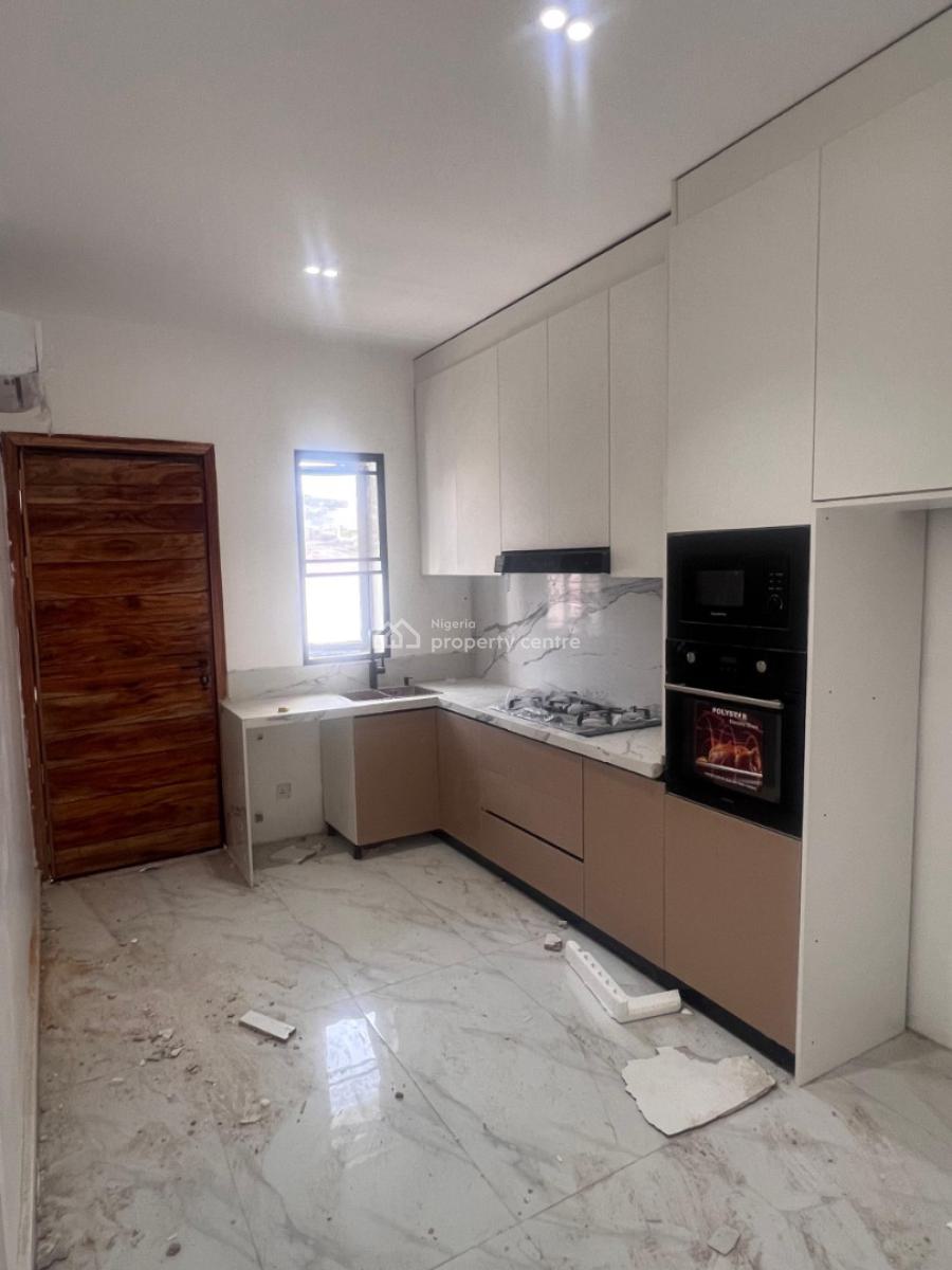 2 Bedroom Apartments Available, Lekki Phase 1, Lekki, Lagos, Flat / Apartment for Sale