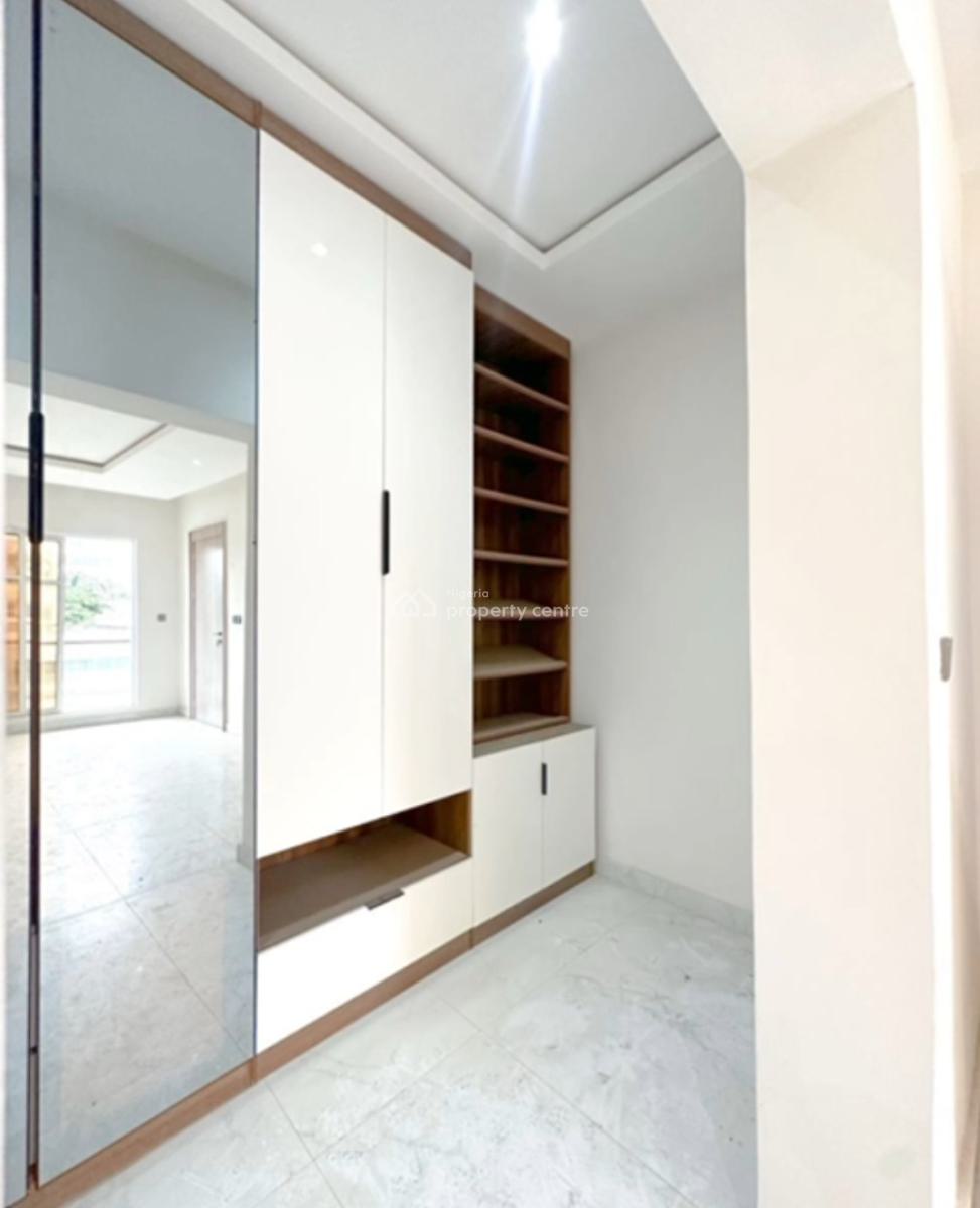 Classic 3bedroom Apartment with Elevator, Victoria Island (vi), Lagos, Flat / Apartment for Sale