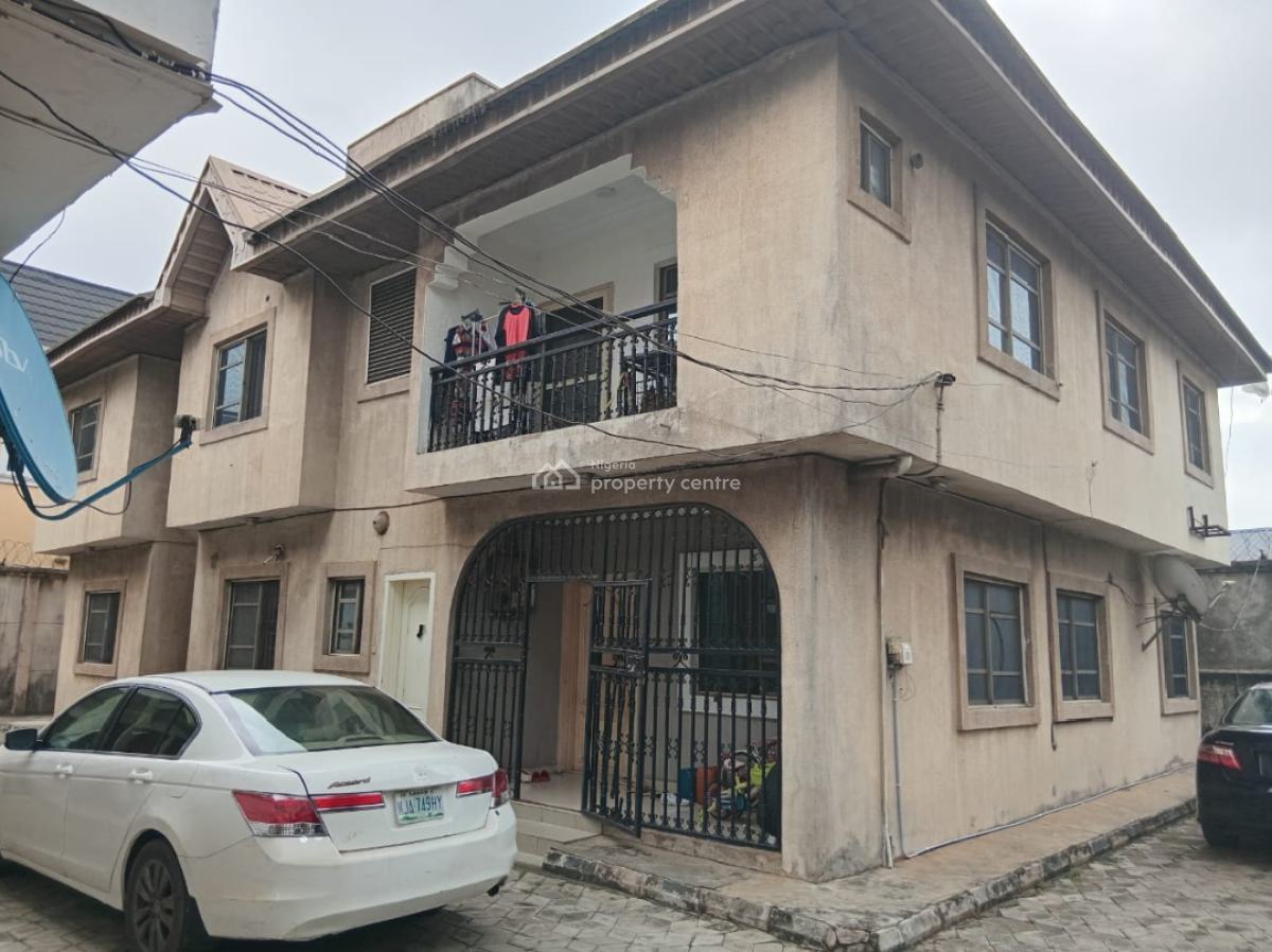 Executive Big 3 Bedrom Flat (upstairs), Inside Oko Oba Scheme 1 Estate, Pencinema Agege, Oko-oba, Agege, Lagos, Flat / Apartment for Sale