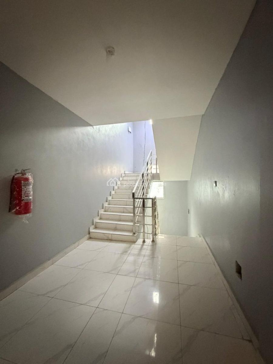 Well Crafted 2 Bedroom Apartment with Excellent Facilities, Ikate, Lekki, Lagos, Flat / Apartment for Sale