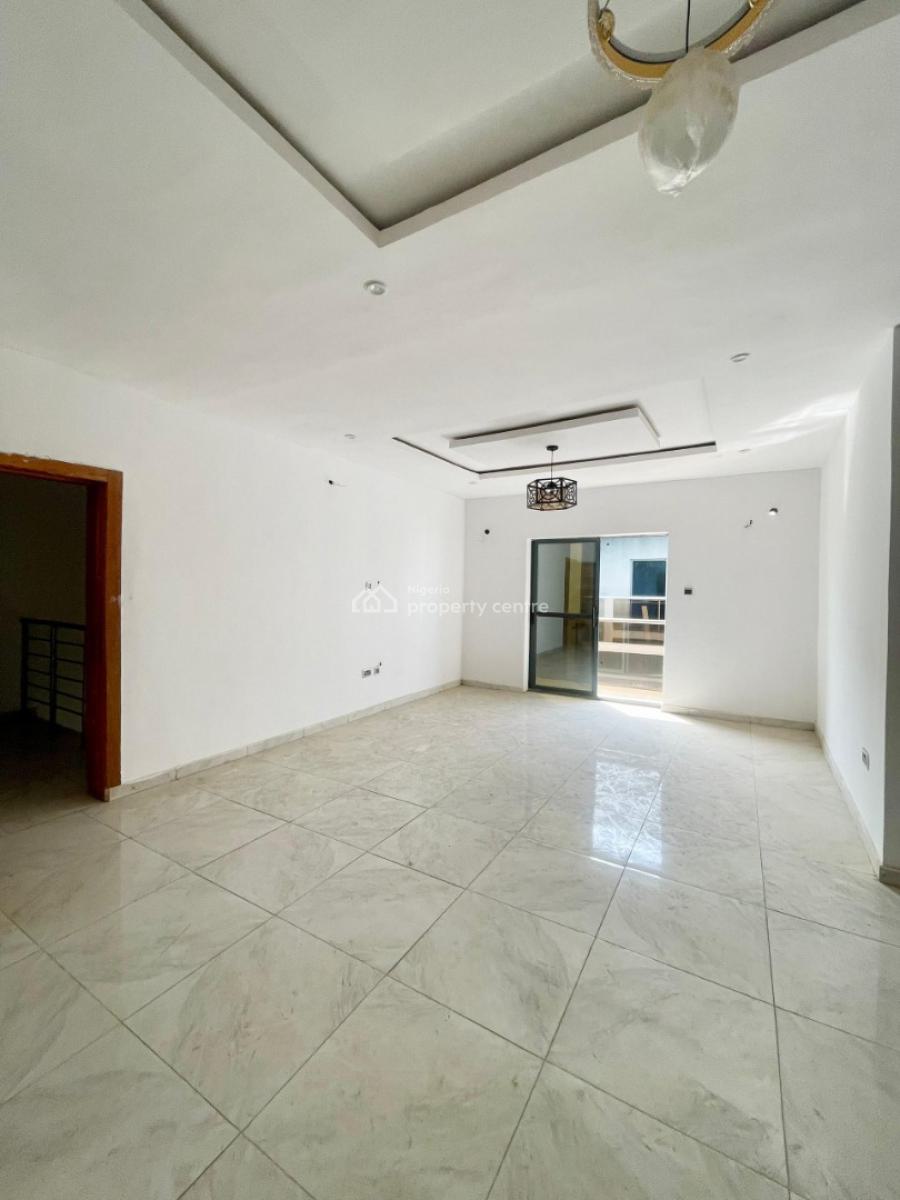 Spacious 3-bedroom Apartment, Ikota, Lekki Phase 2, Lekki, Lagos, Block of Flats for Sale