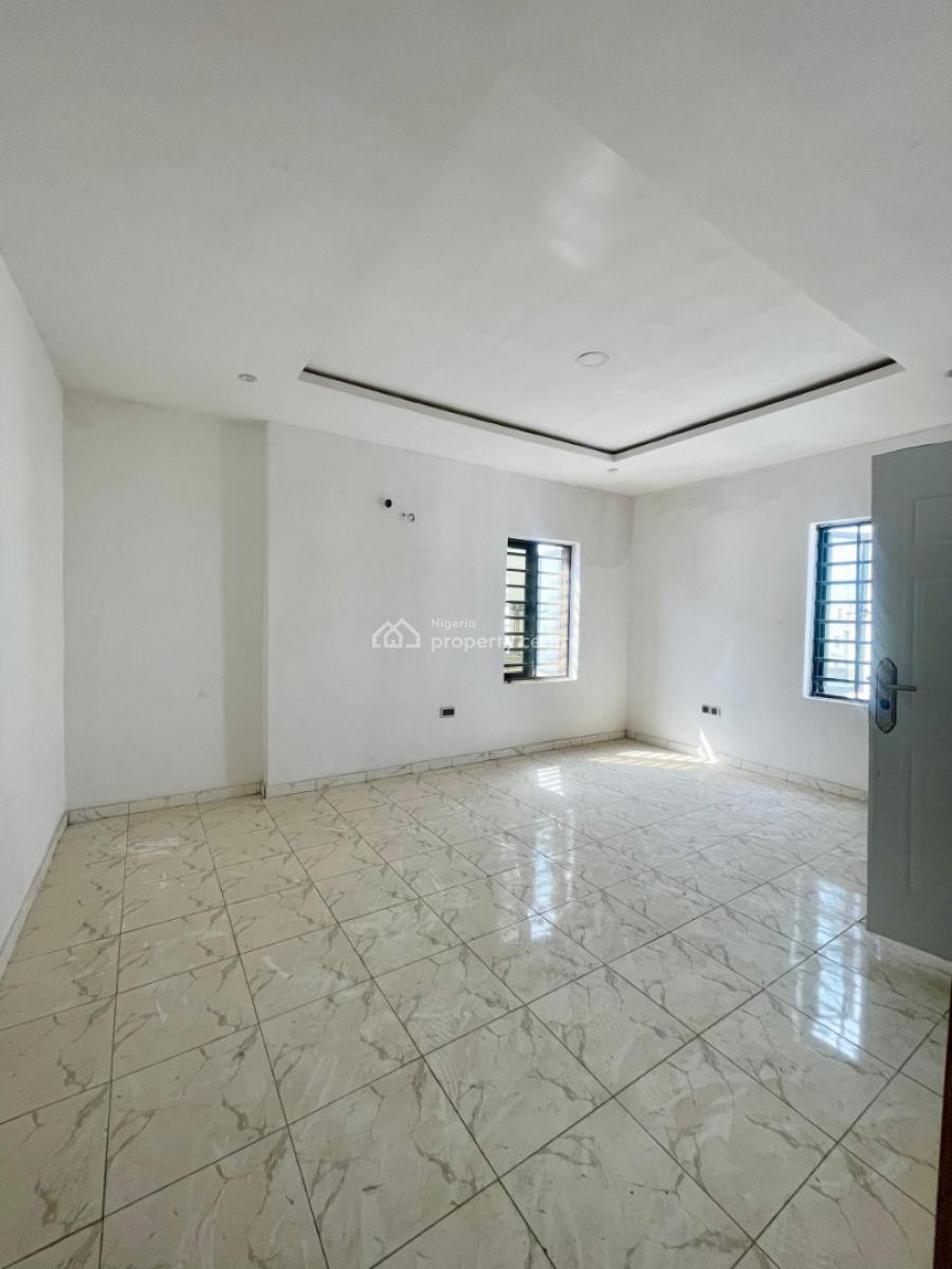 Spacious 3-bedroom Apartment, Ikota, Lekki Phase 2, Lekki, Lagos, Block of Flats for Sale