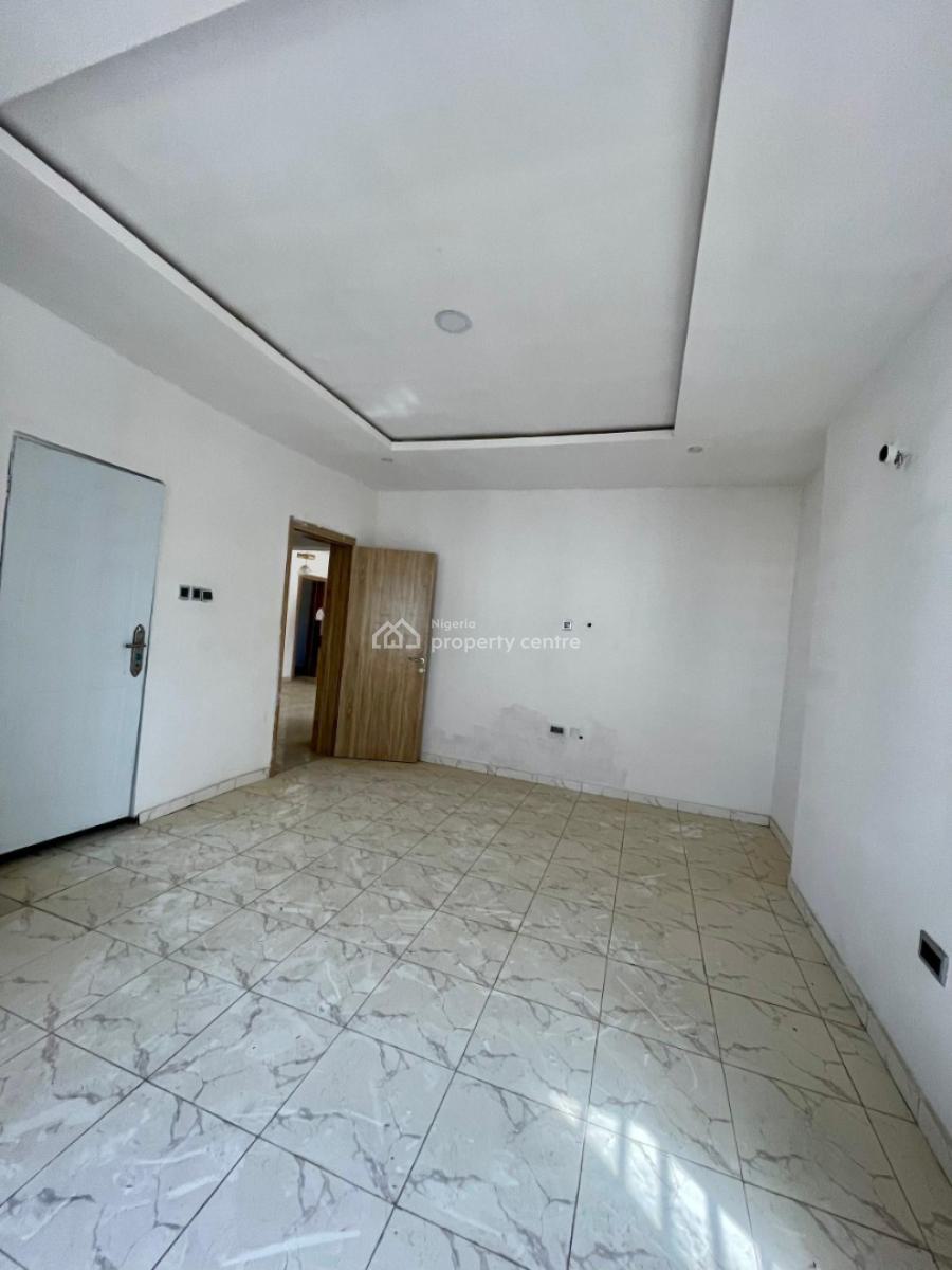 Spacious 3-bedroom Apartment, Ikota, Lekki Phase 2, Lekki, Lagos, Block of Flats for Sale