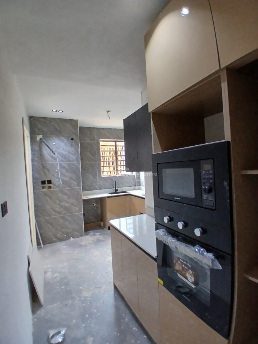 Newly Built and Serviced with 24/7 Power Supply 2 Bedroom En-suite Fla, Ikate, Lekki, Lagos, Flat / Apartment for Sale