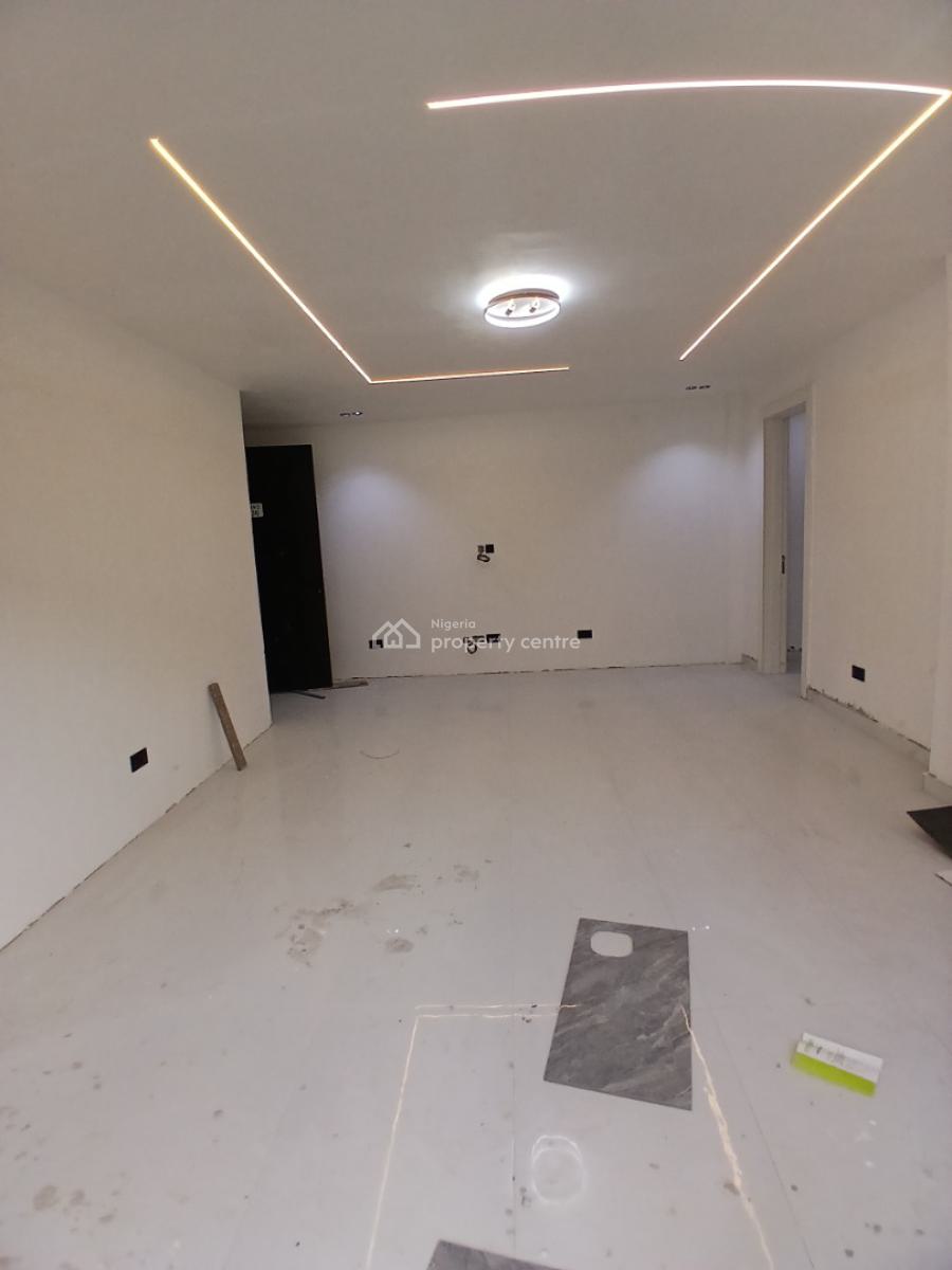 Newly Built and Serviced with 24/7 Power Supply 2 Bedroom En-suite Fla, Ikate, Lekki, Lagos, Flat / Apartment for Sale