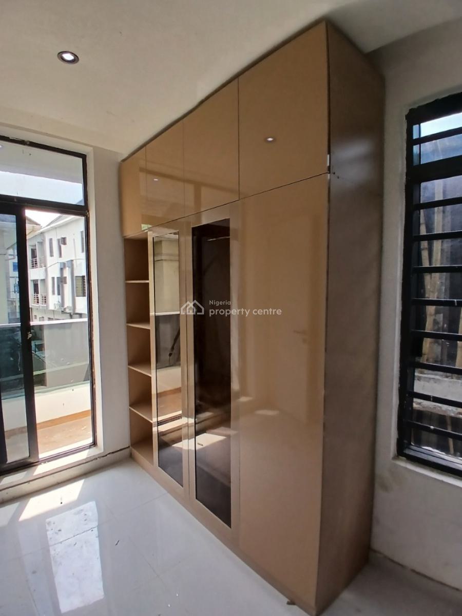 Newly Built and Serviced with 24/7 Power Supply 2 Bedroom En-suite Fla, Ikate, Lekki, Lagos, Flat / Apartment for Sale