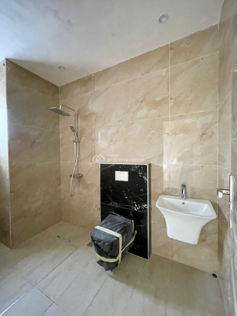 Luxury 2 and 3 Bedroom Apartment with Swimming Pool and Gym, Victoria Island (vi), Lagos, Block of Flats for Sale