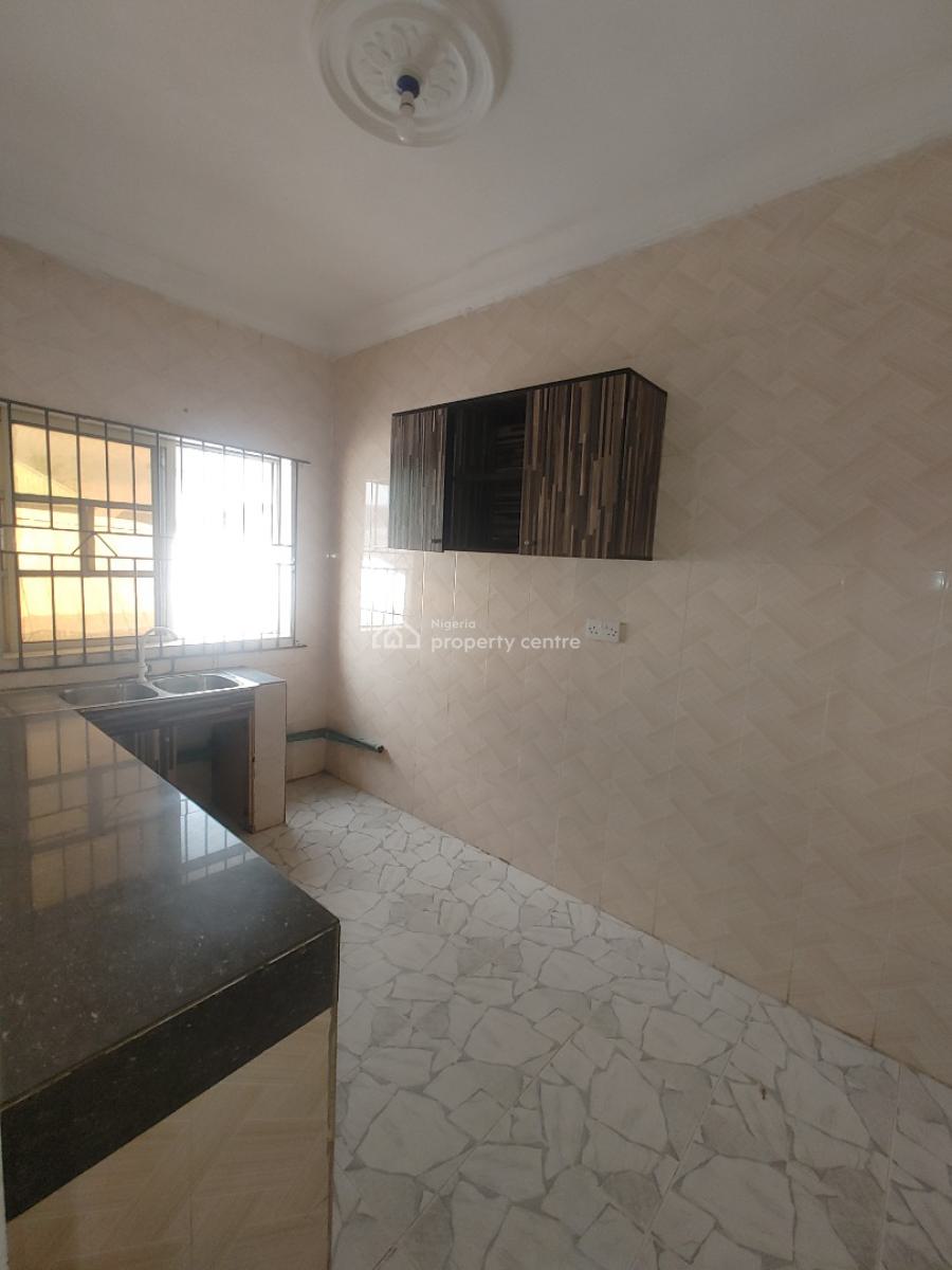 Sharp 2 Bedroom Flat Upstairs in an Estate, Sangotedo, Sangotedo, Ajah, Lagos, Flat / Apartment for Rent