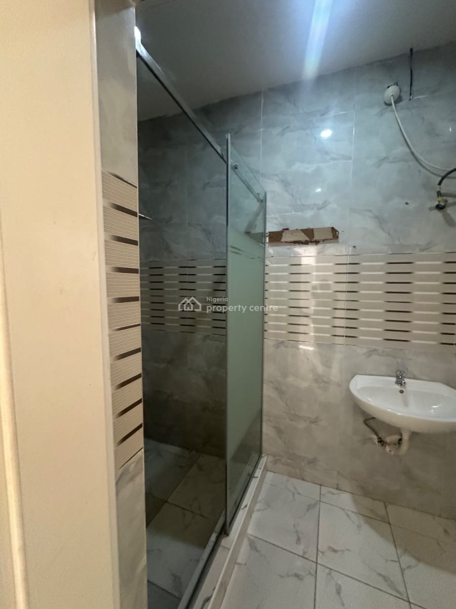 Luxury 2 Bedroom Block of Flats, Guzape District, Abuja, Flat / Apartment for Rent