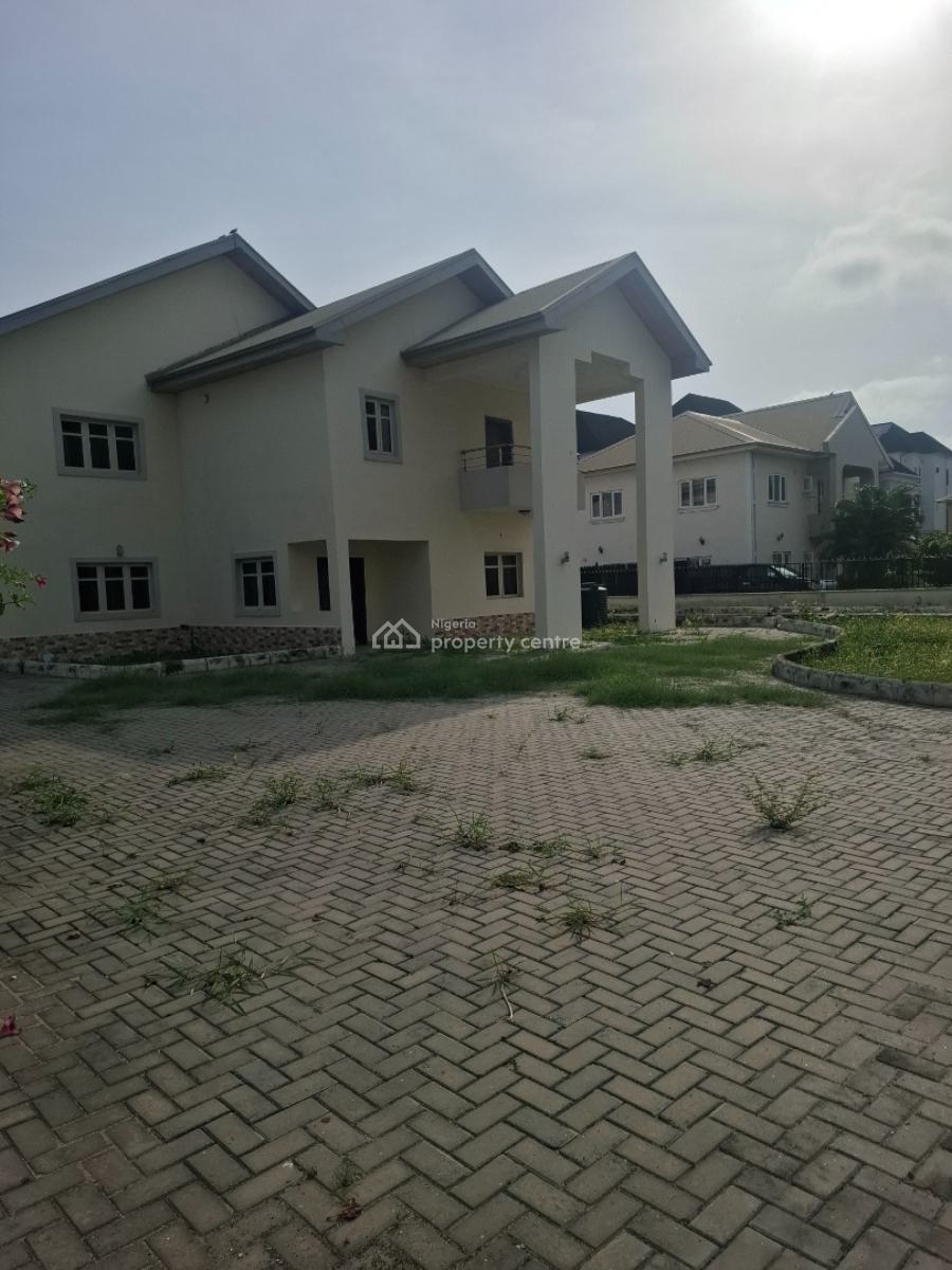 Spacious 4 Bedroom  Fully Detached Mansion, Orchid Road, Lekki Phase 2, Lekki, Lagos, Detached Duplex for Sale