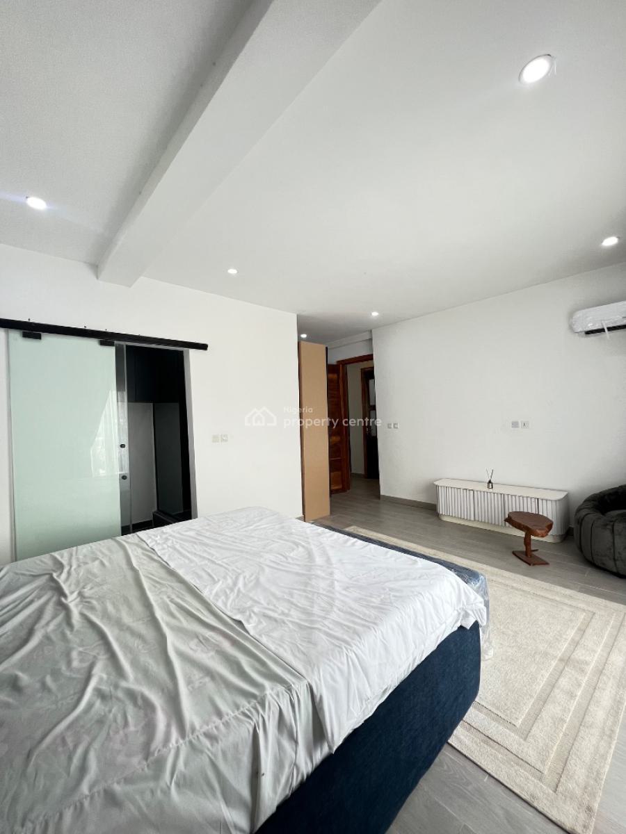 Solid 2 Bedroom Apartment with an Elevator and Swimming Pool, Ikate, Ikate, Lekki, Lagos, Block of Flats for Sale