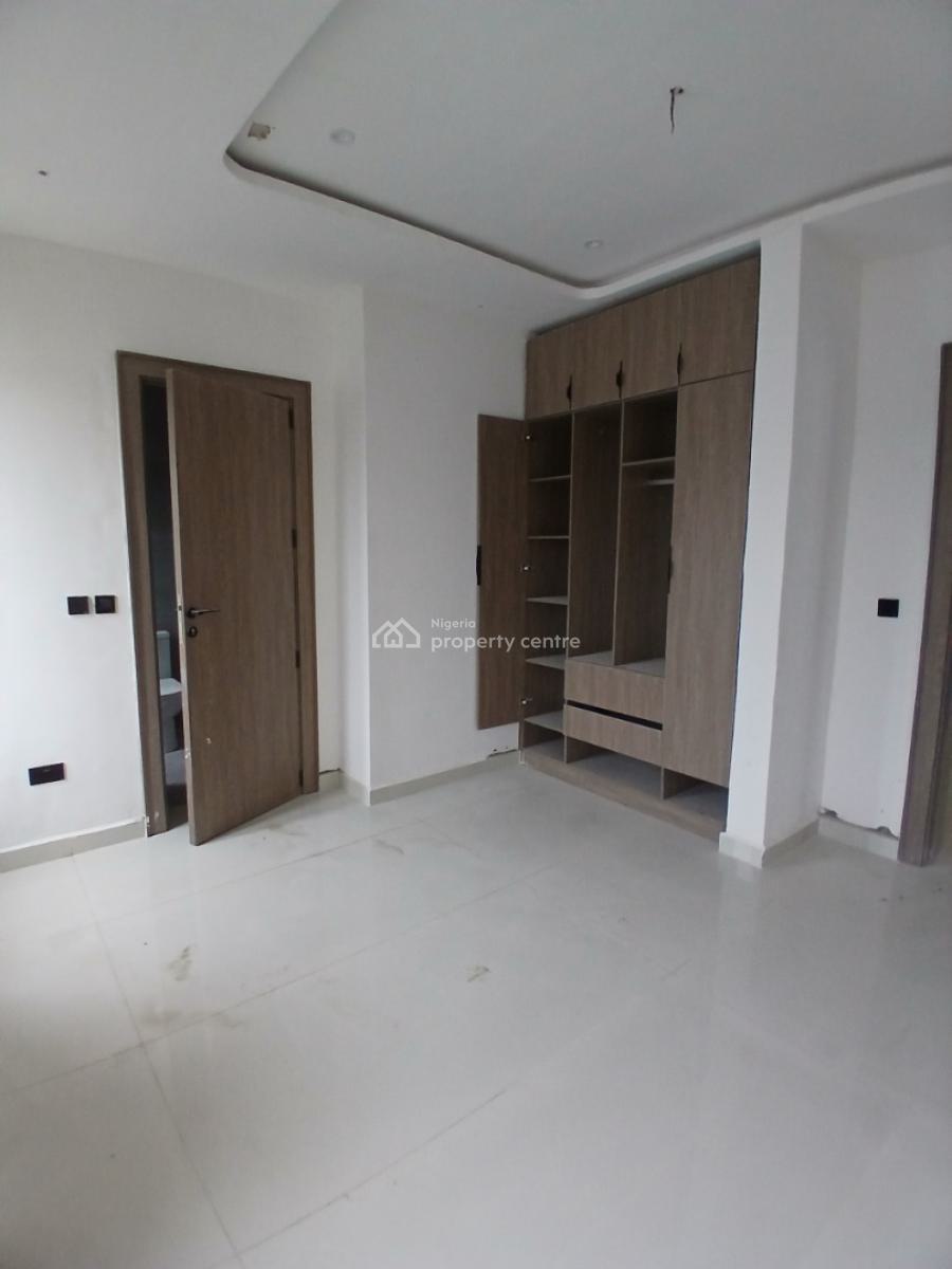 Tastefully Finished and Newly Built and Serviced with 24/7 Power Suppl, Lekki Phase 1, Lekki, Lagos, Flat / Apartment for Sale