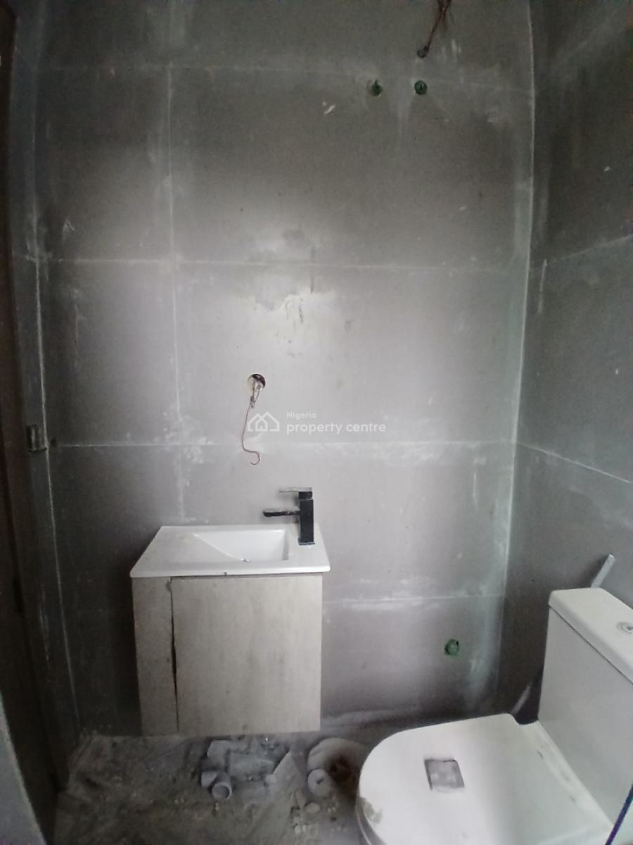 Tastefully Finished and Newly Built and Serviced with 24/7 Power Suppl, Lekki Phase 1, Lekki, Lagos, Flat / Apartment for Sale