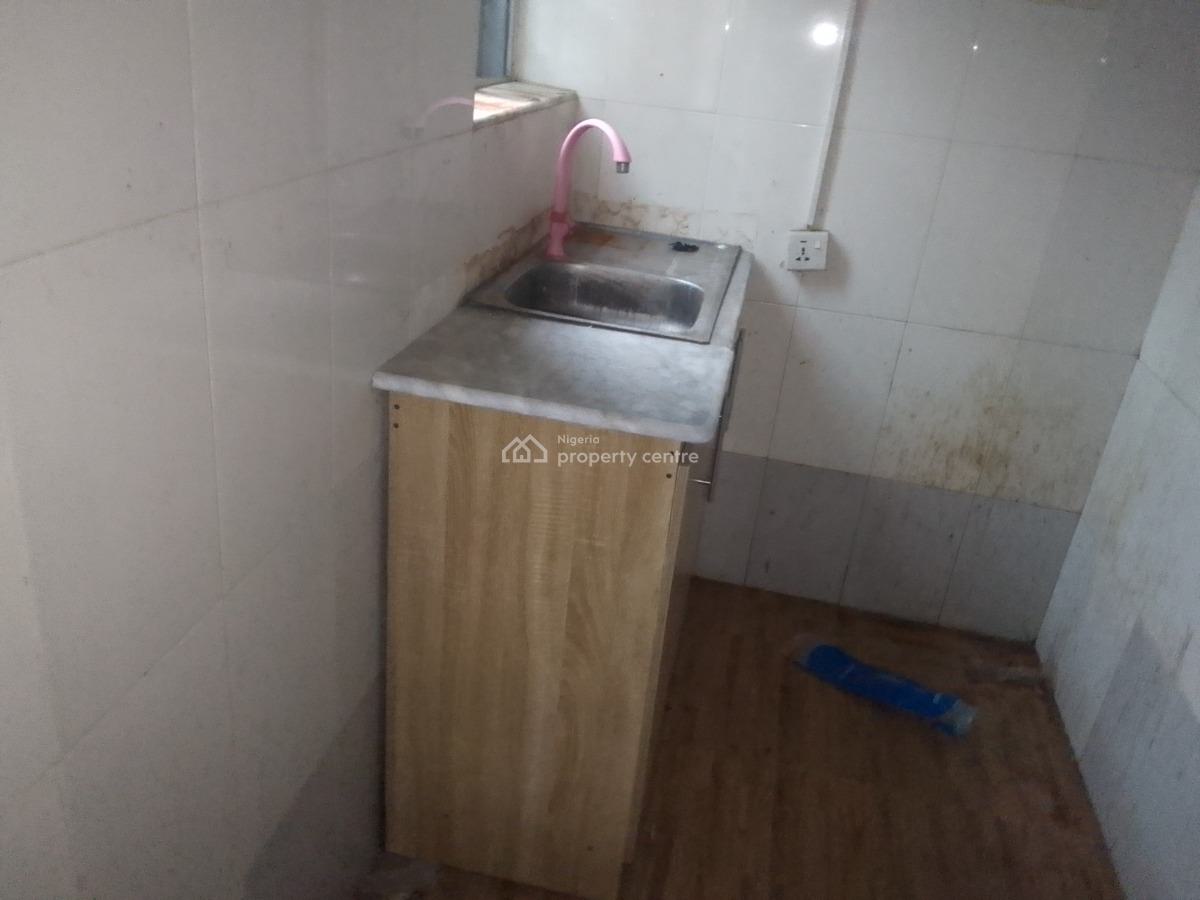 Luxury 1 Bedroom with Excellent Features, Newtown, Ogombo, Ajah, Lagos, Mini Flat (room and Parlour) for Rent