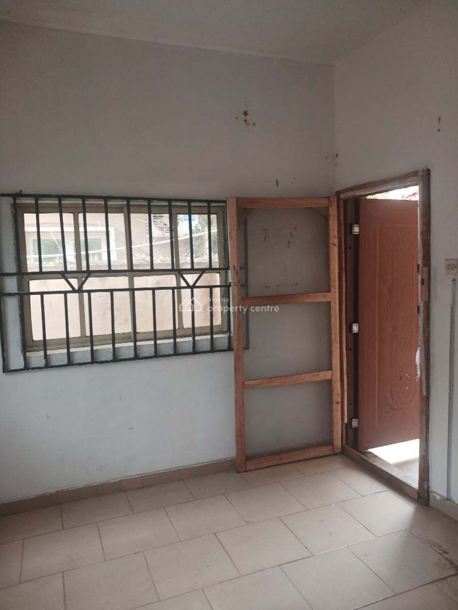2 Bedroom Luxury Flat, Old Bodija Estate, Ibadan, Oyo, Flat / Apartment for Rent