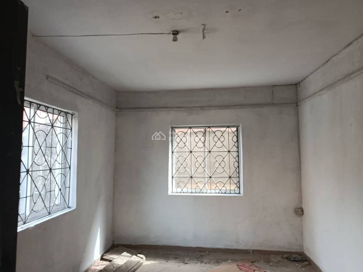2 Newly Renovated 3 Bedroom Flats in a Serene Location, 7, Nubi Close, Apapa- Road, Ebute Metta West, Yaba, Lagos, Self Contain (single Rooms) for Rent