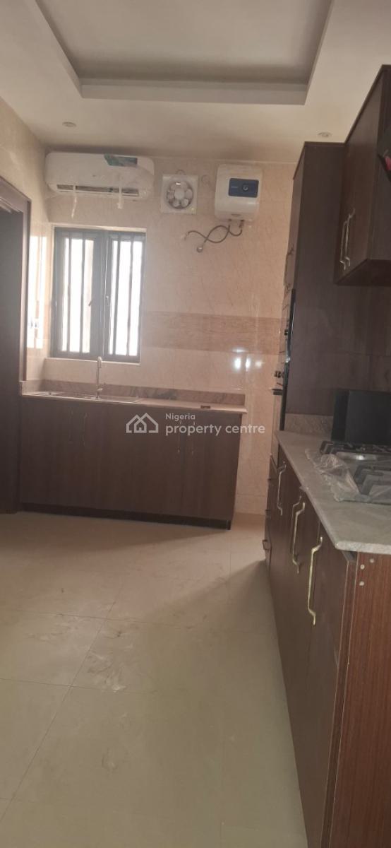 Smart 2 Bedroom, Guzape District, Abuja, Flat / Apartment for Rent