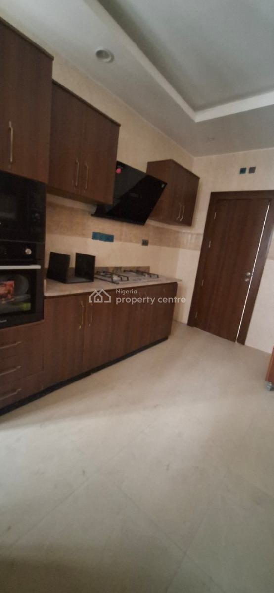 Smart 2 Bedroom, Guzape District, Abuja, Flat / Apartment for Rent
