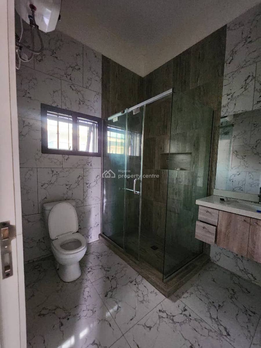 3 Bedrooms Semi Detached with Bq  , Swimming Pool and Gym, Ikate, Lekki, Lagos, Semi-detached Duplex for Rent