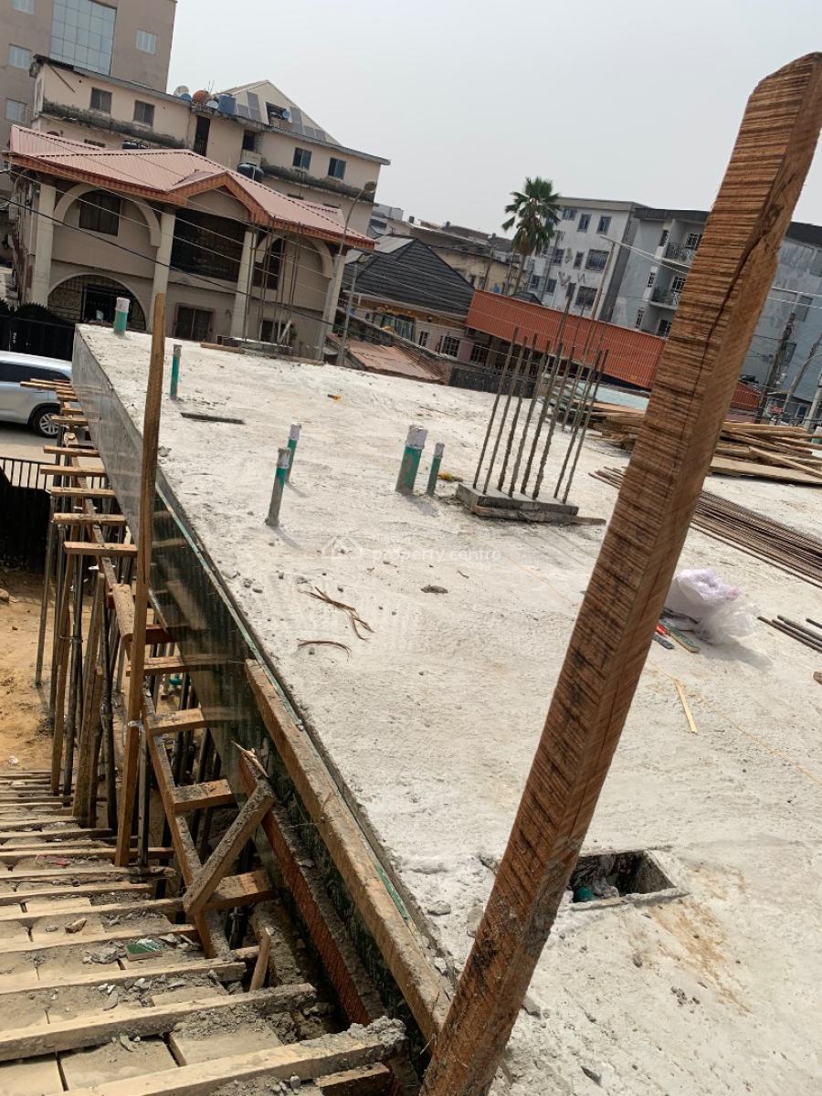 2 Bedroom Luxury Apartment in Yaba, Little Road Sabo, Yaba, Lagos, Flat / Apartment for Sale