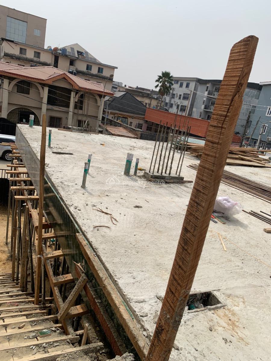 2 Bedroom Luxury Apartment in Yaba, Little Road Sabo, Yaba, Lagos, Flat / Apartment for Sale