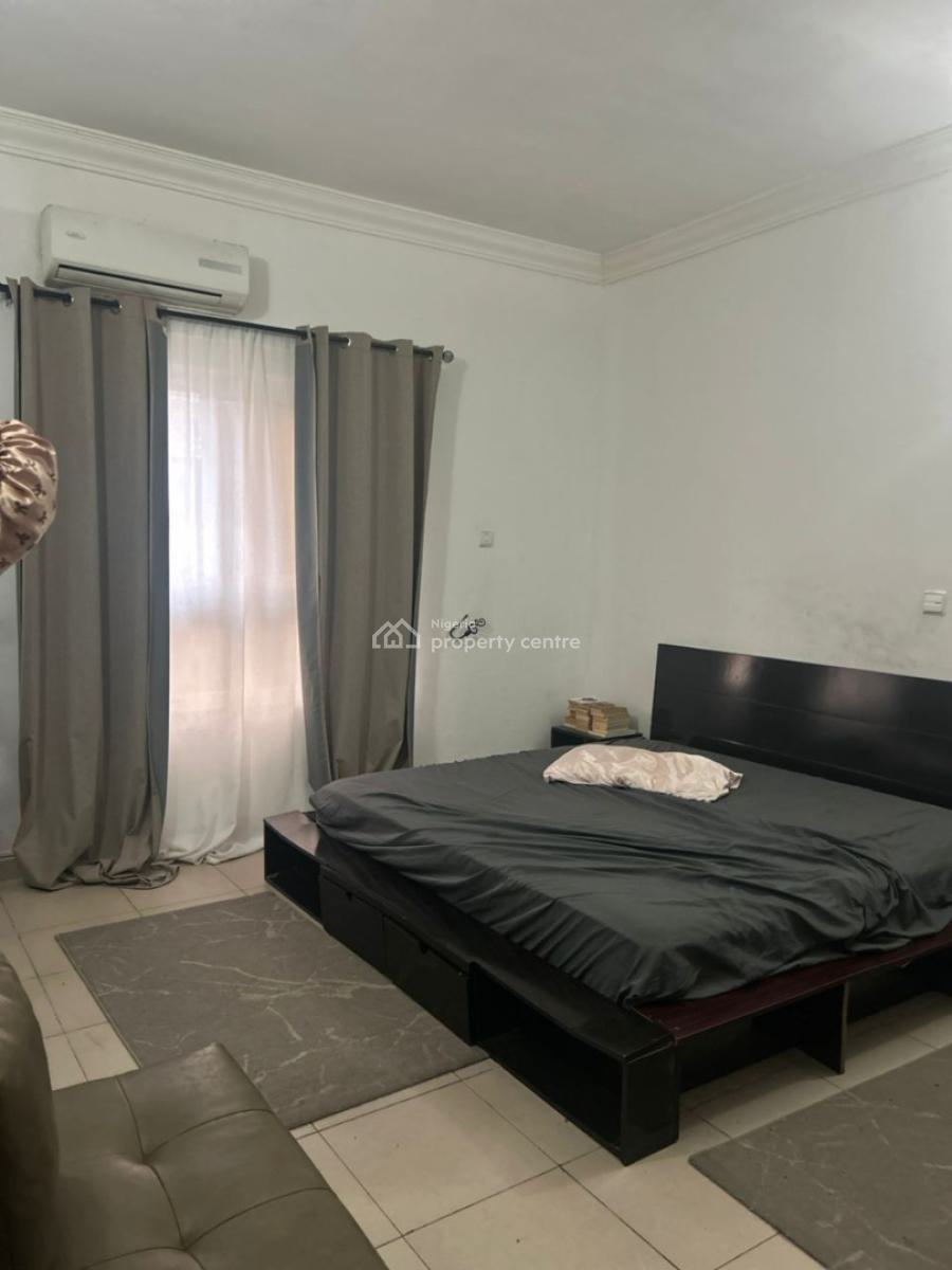 Master Bedroom Shared Apartment, Cadogan Estate, Osapa, Lekki, Lagos, Self Contain (single Rooms) for Rent