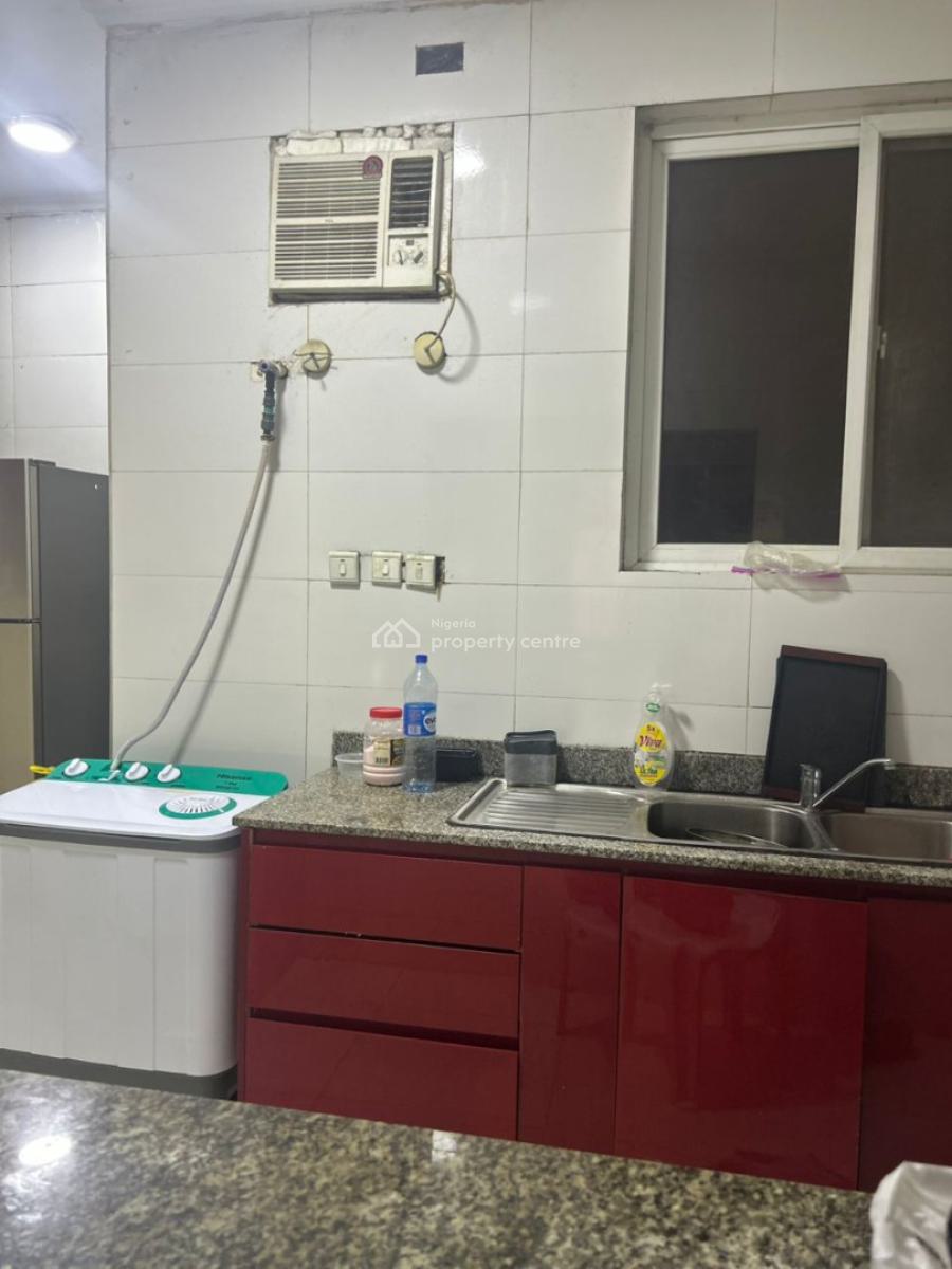 Master Bedroom Shared Apartment, Cadogan Estate, Osapa, Lekki, Lagos, Self Contain (single Rooms) for Rent