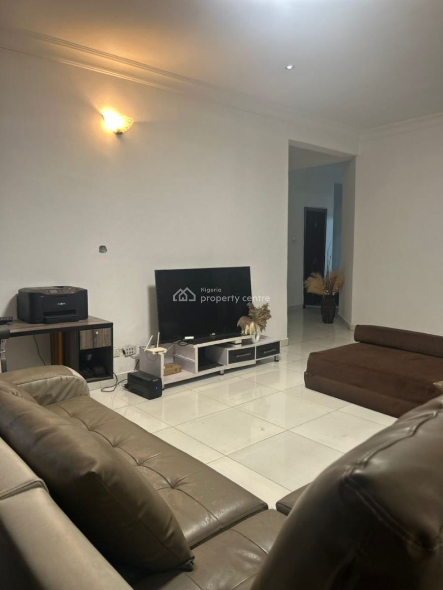 Master Bedroom Shared Apartment, Cadogan Estate, Osapa, Lekki, Lagos, Self Contain (single Rooms) for Rent