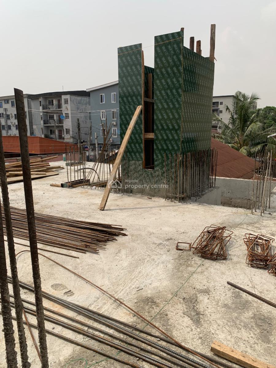 Fully Furnished 1bedroom Apartment in Yaba with a Gym., Yaba, Lagos, Flat / Apartment for Sale