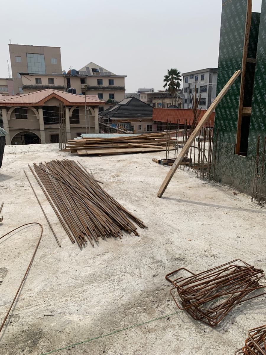 Fully Furnished 1bedroom Apartment in Yaba with a Gym., Yaba, Lagos, Flat / Apartment for Sale