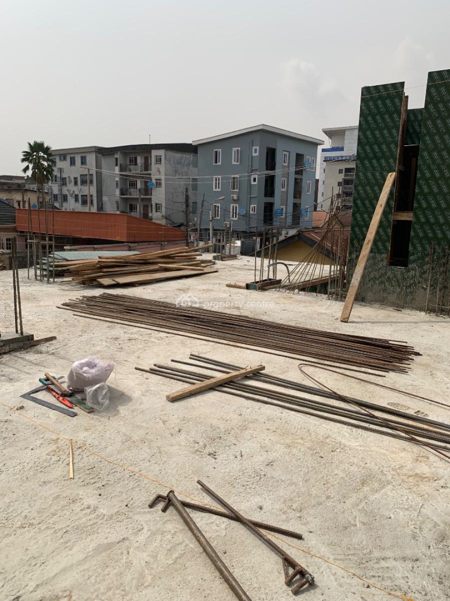 Fully Furnished 1bedroom Apartment in Yaba with a Gym., Yaba, Lagos, Flat / Apartment for Sale