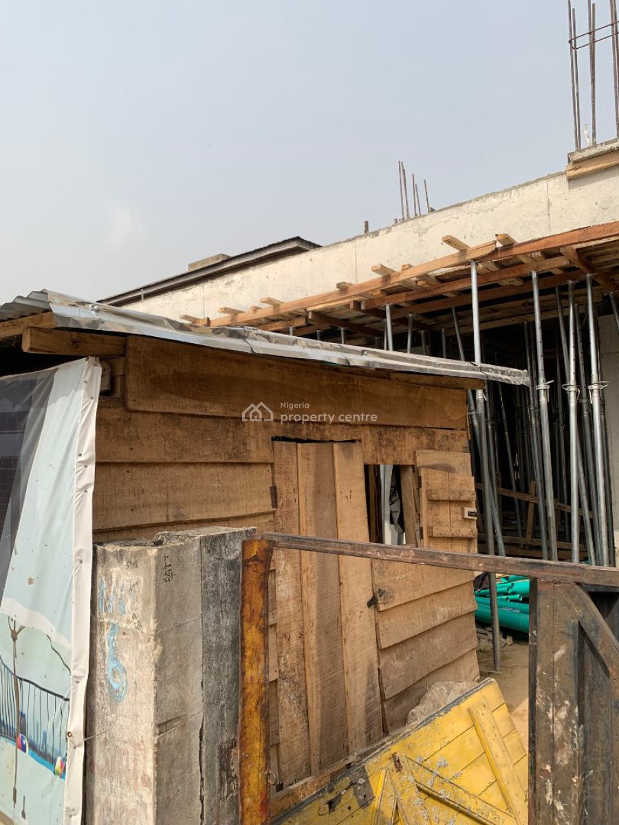 Fully Furnished 1bedroom Apartment in Yaba with a Gym., Yaba, Lagos, Flat / Apartment for Sale