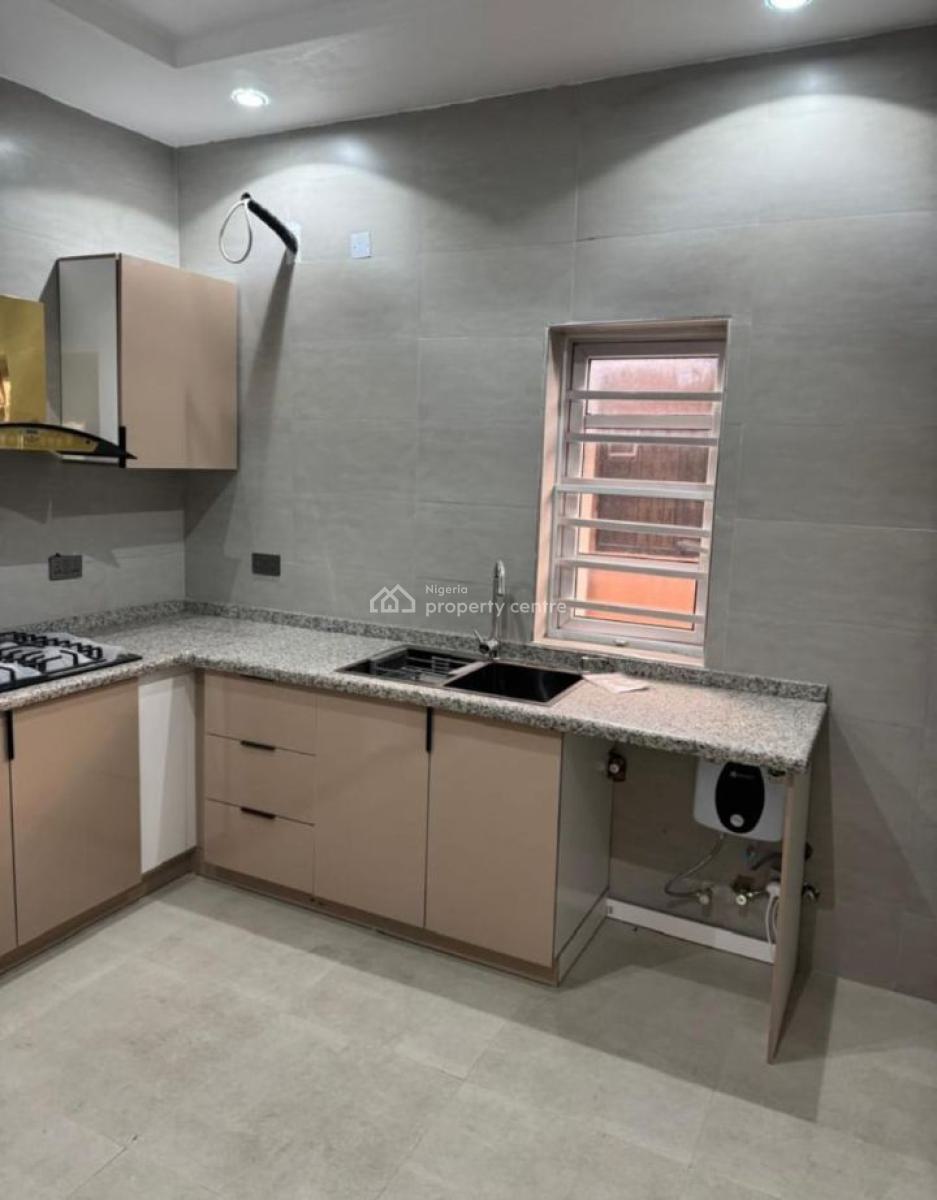 3 Bedroom Flat, Off Awolowo Way, Ikeja, Lagos, Flat / Apartment for Rent