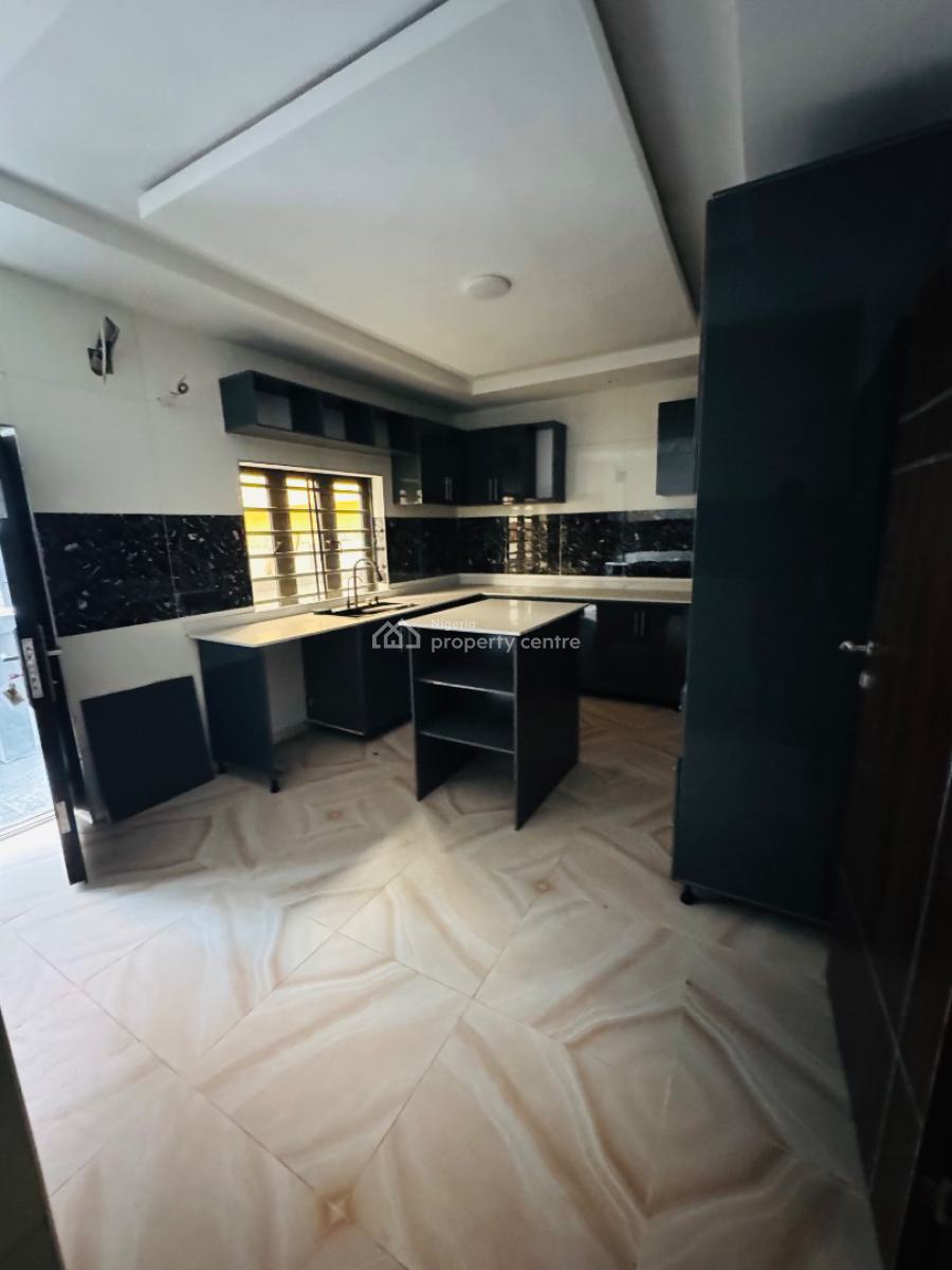 Magnificently Built 4 Bedroom Fully Detached Duplex with Bq, Gra Phase 1, Magodo, Lagos, Detached Duplex for Sale