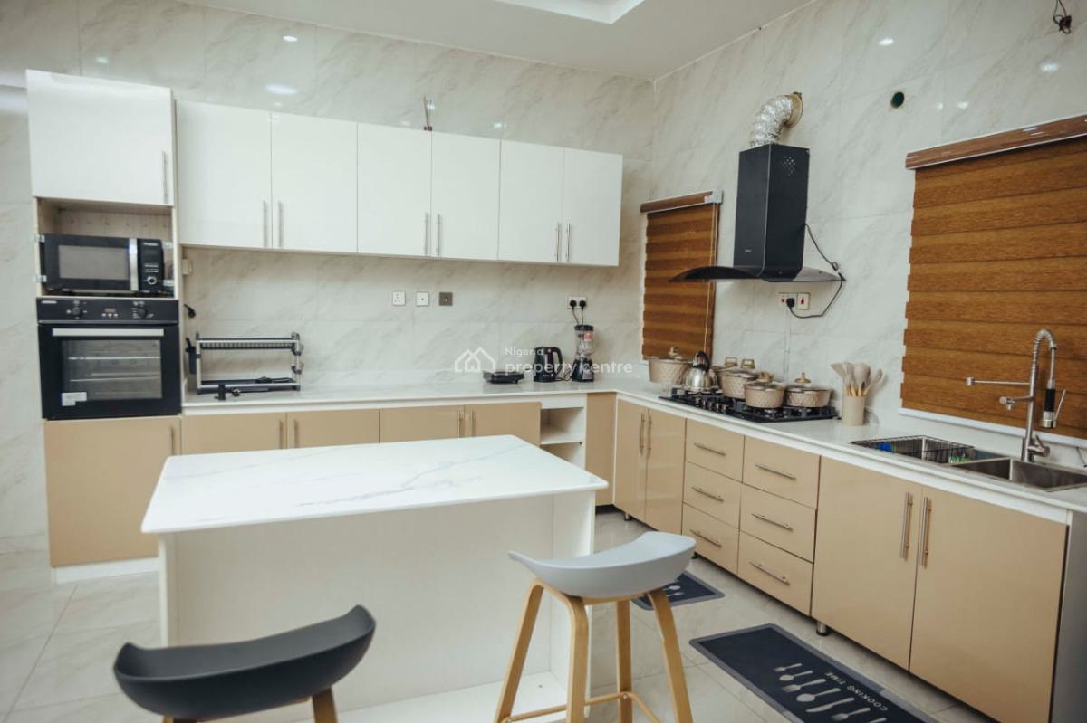 Luxury 4-bedroom Duplex  Self Compound, Allen Avenue, Ikeja, Lagos, Semi-detached Duplex Short Let