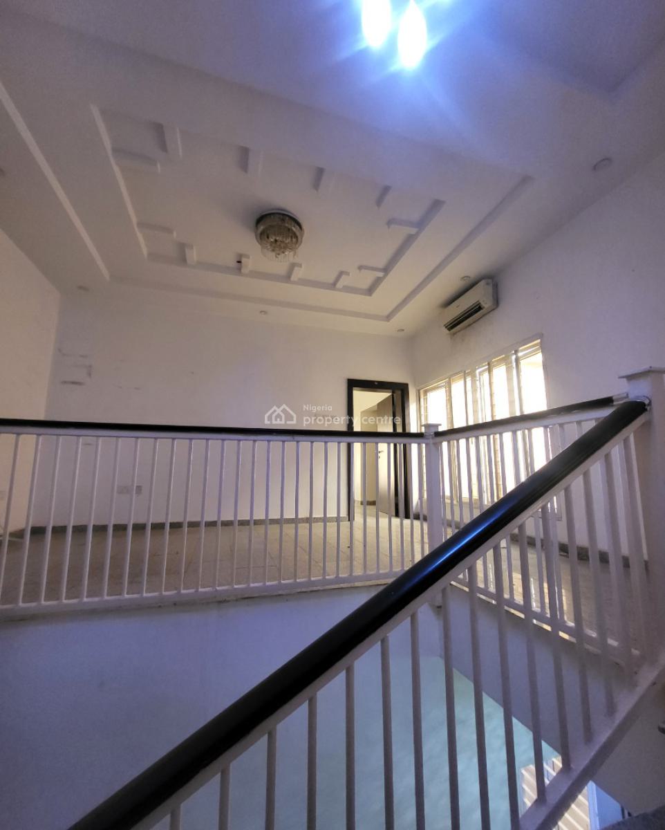 Luxurious Massive 4bedroom Terrace Duplex, By American International School, Durumi, Abuja, Semi-detached Duplex for Rent