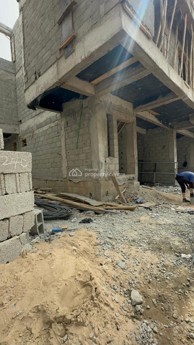 5bedroom Semi-detached with Bq, Gwarinpa, Abuja, Semi-detached Duplex for Sale