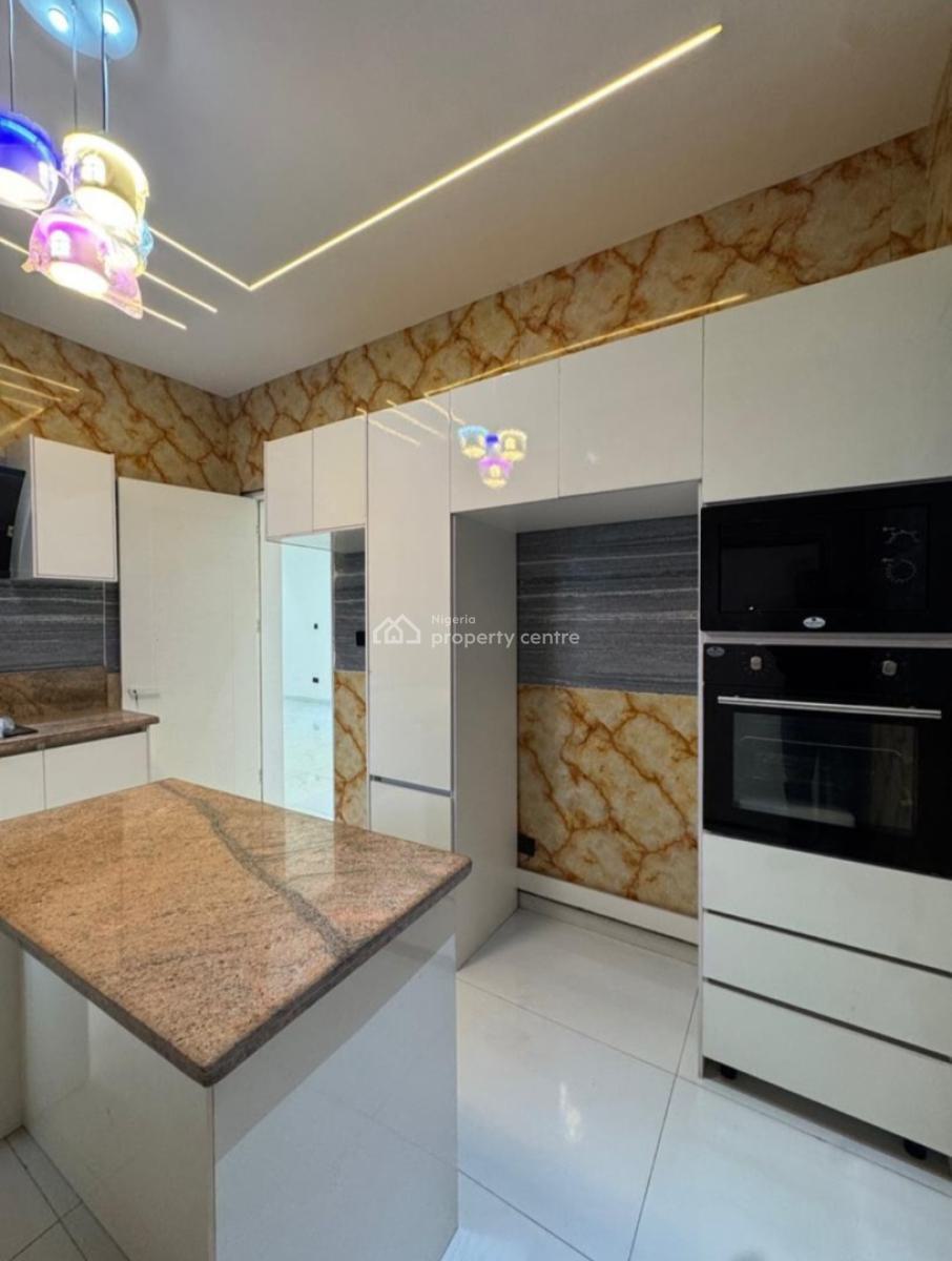 Newly Built and Serviced 4 Bedroom En-suite Townhouse with an Enclosed, Before Chevron Drive 2nd Toll Gate, Osapa, Lekki, Lagos, Terraced Duplex for Rent