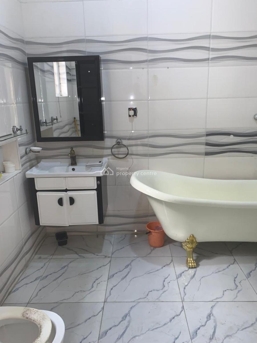 a Room Self Contain, Osapa, By Shoprite Road, Lekki, Lagos, Self Contain (single Rooms) for Rent