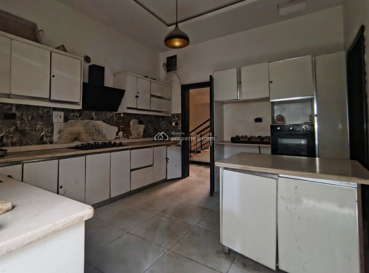 a Room Self Contain, Osapa, By Shoprite Road, Lekki, Lagos, Self Contain (single Rooms) for Rent