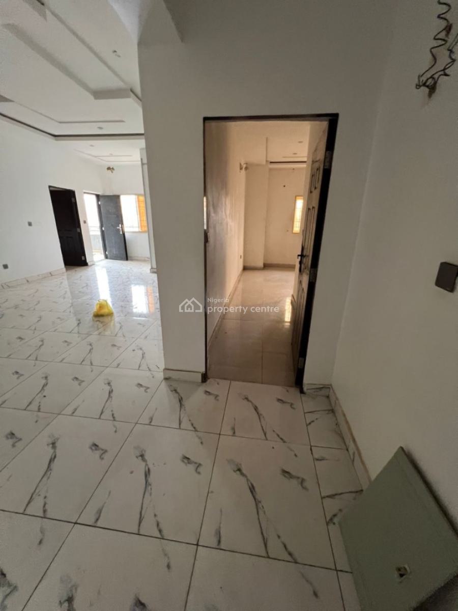 Standard 3 Bedroom with Balcony, Inside a Well Secured Estate in Apo Primary, Apo, Abuja, Flat / Apartment for Rent