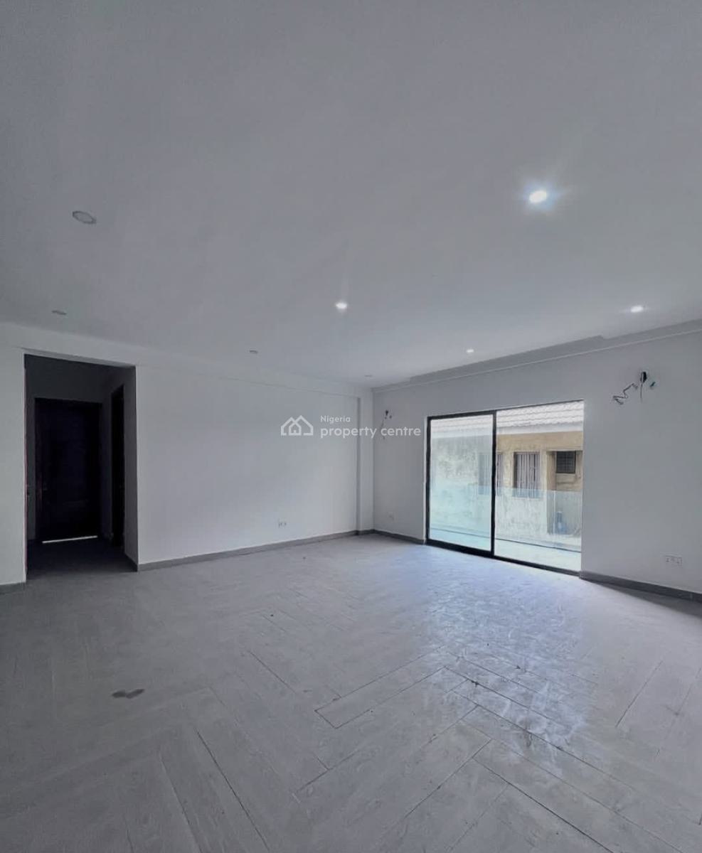 Newly Built and Serviced with 24/7 Power Supply 2 Bedroom En-suite Fla, Ikate Elegushi, Lekki, Lagos, Flat / Apartment for Rent