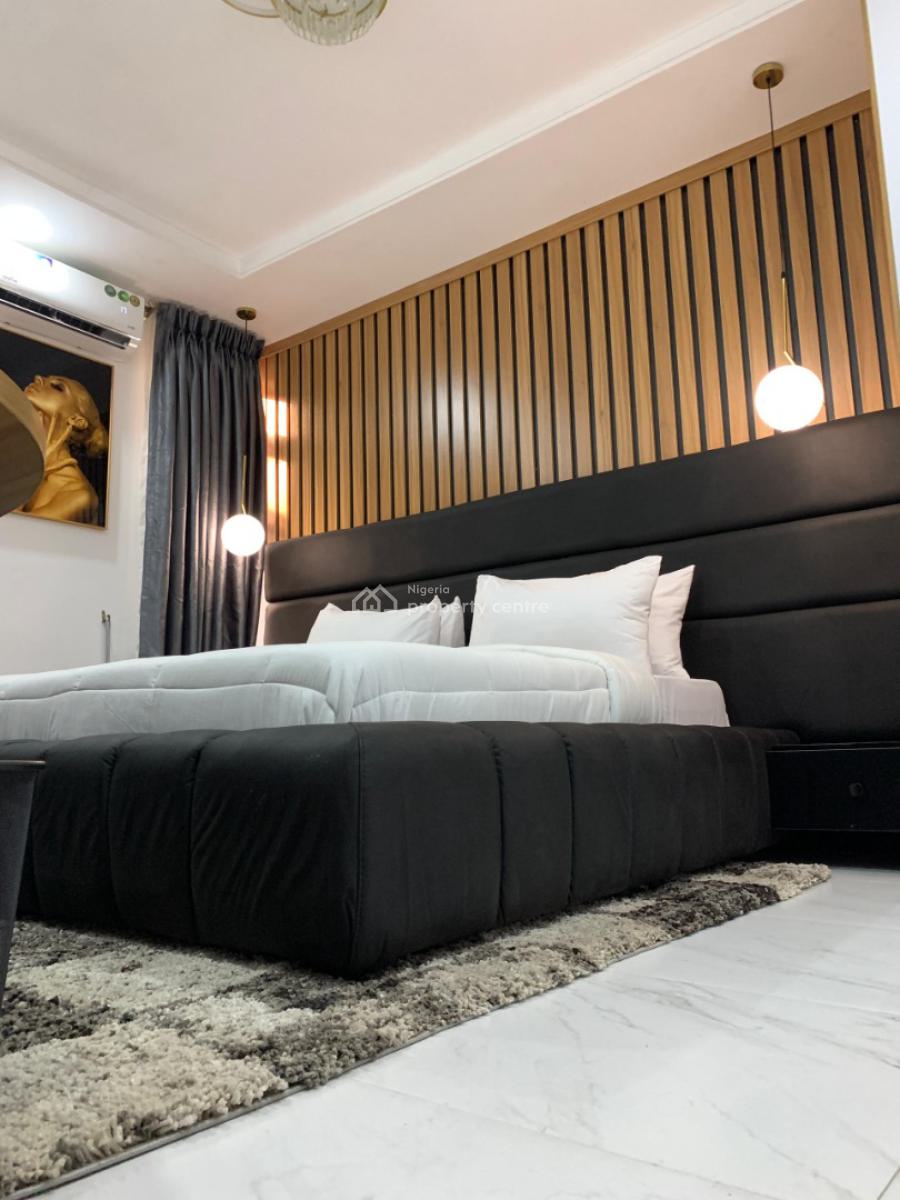 Luxury 3-bedroom Maisonette with Ps5 and Housekeeping, 24hrs Electricity with En-suite Rooms, Lekki Phase 1, Lekki, Lagos, Flat / Apartment Short Let