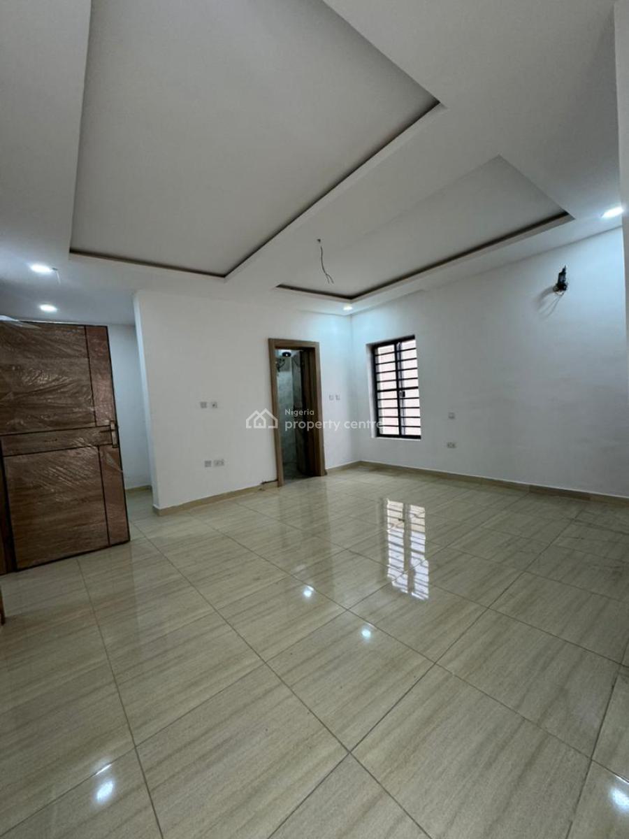 New Sharp 2bedroom Upstairs Fully Serviced Gated and Secured, Ologolo, Lekki, Lagos, Flat / Apartment for Rent