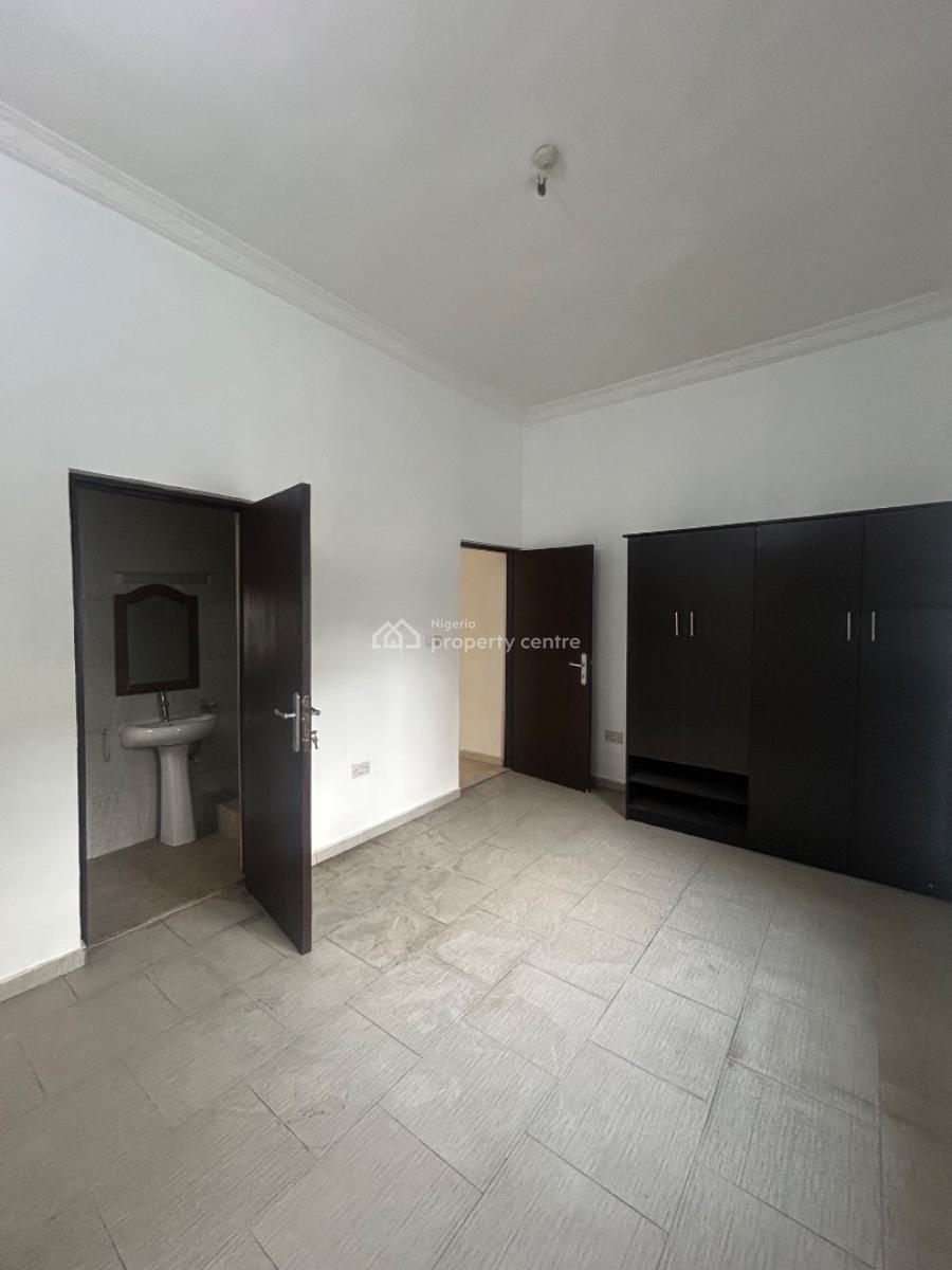 Well Maintained, Tastefully Finished Two Bedroom Apartment, Lekki Phase 1, Lekki, Lagos, Flat / Apartment for Rent